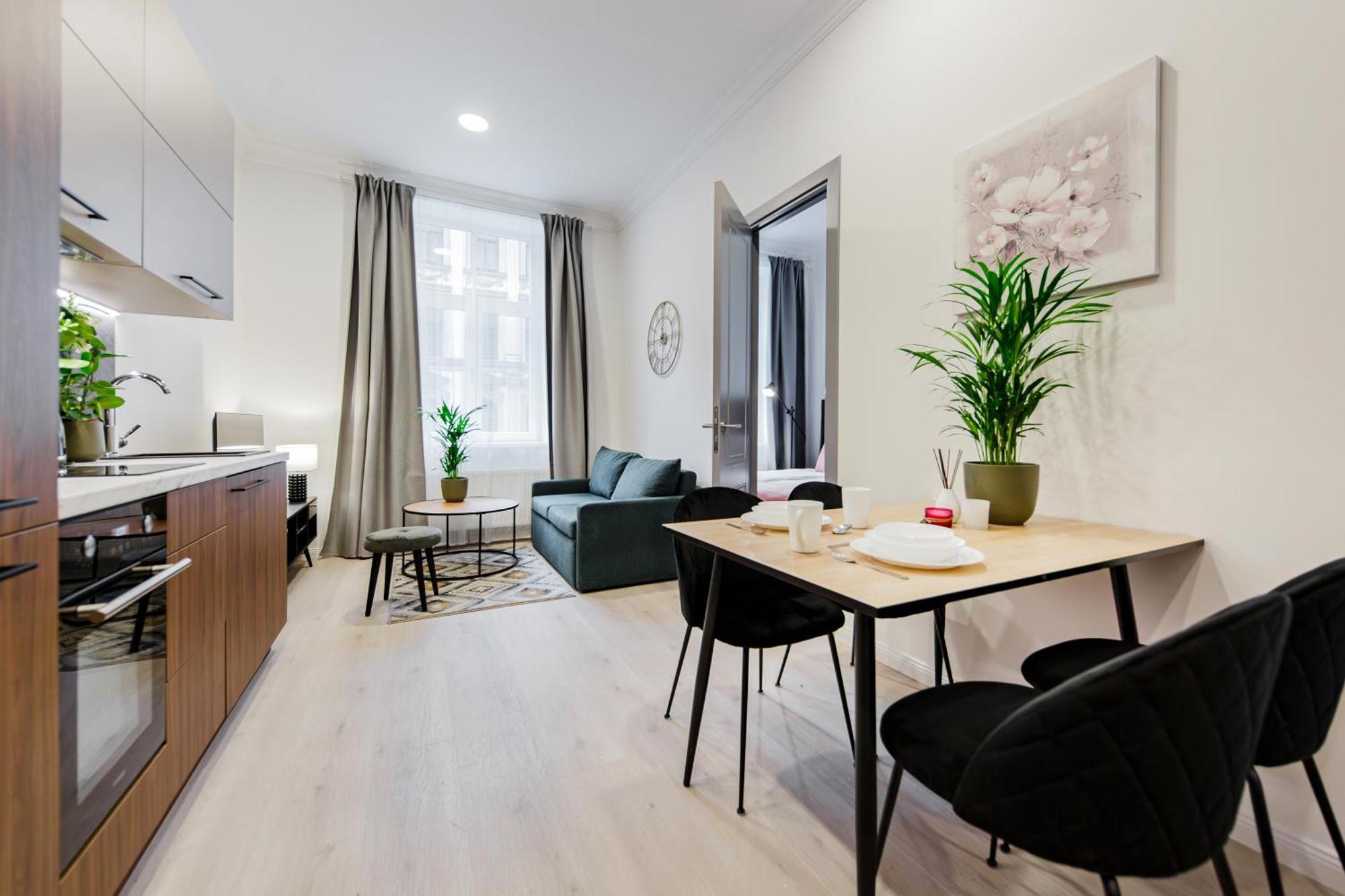 Rigaapartment Elizabetes 22 Self-Service Aparthotel Exterior foto